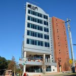 nueva construcción de hotel Carolina del Norte en Aloft Hotel Raleigh - MEP Construction Contractors finalizó la vista lateral